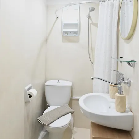 Modern At Διαμέρισμα Θεσσαλονίκη